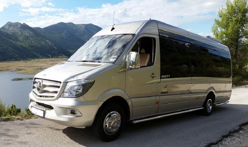 Abruzzo: Buses booking in Teramo in Teramo and Italy